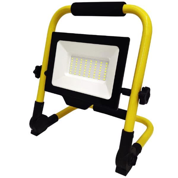 Prémiový přenosný LED reflektor se stojanem 50W 5000lm, denní, do zásuvky, 3 roky - náhled 4