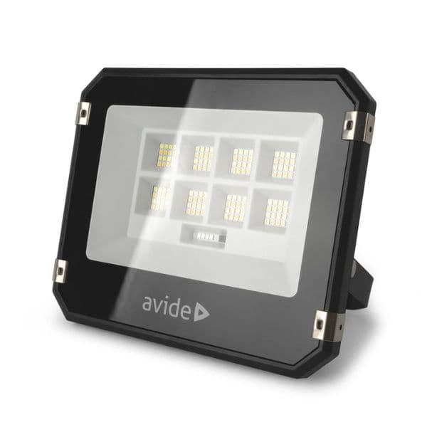 Venkovní solární LED reflektor 50W, 700lm, CCT, samostatný solární panel, dálkové ovládání - náhled 2