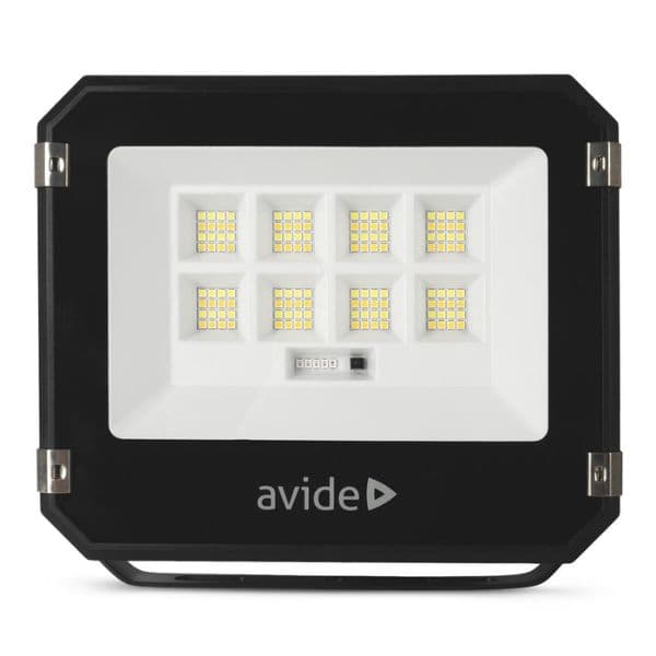 Venkovní solární LED reflektor 50W, 700lm, CCT, samostatný solární panel, dálkové ovládání - náhled 4